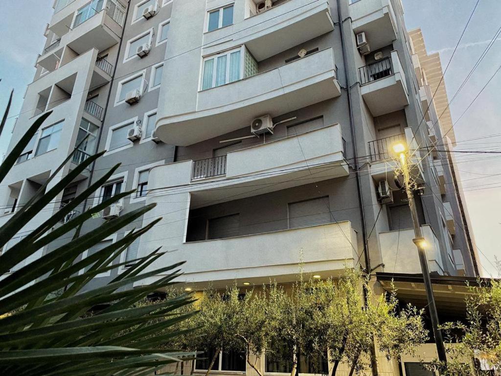 Lunasol Seaside Apartments Дуррес Экстерьер фото