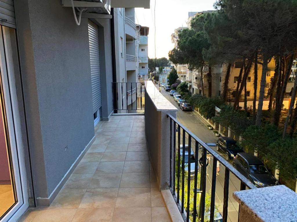 Lunasol Seaside Apartments Дуррес Экстерьер фото