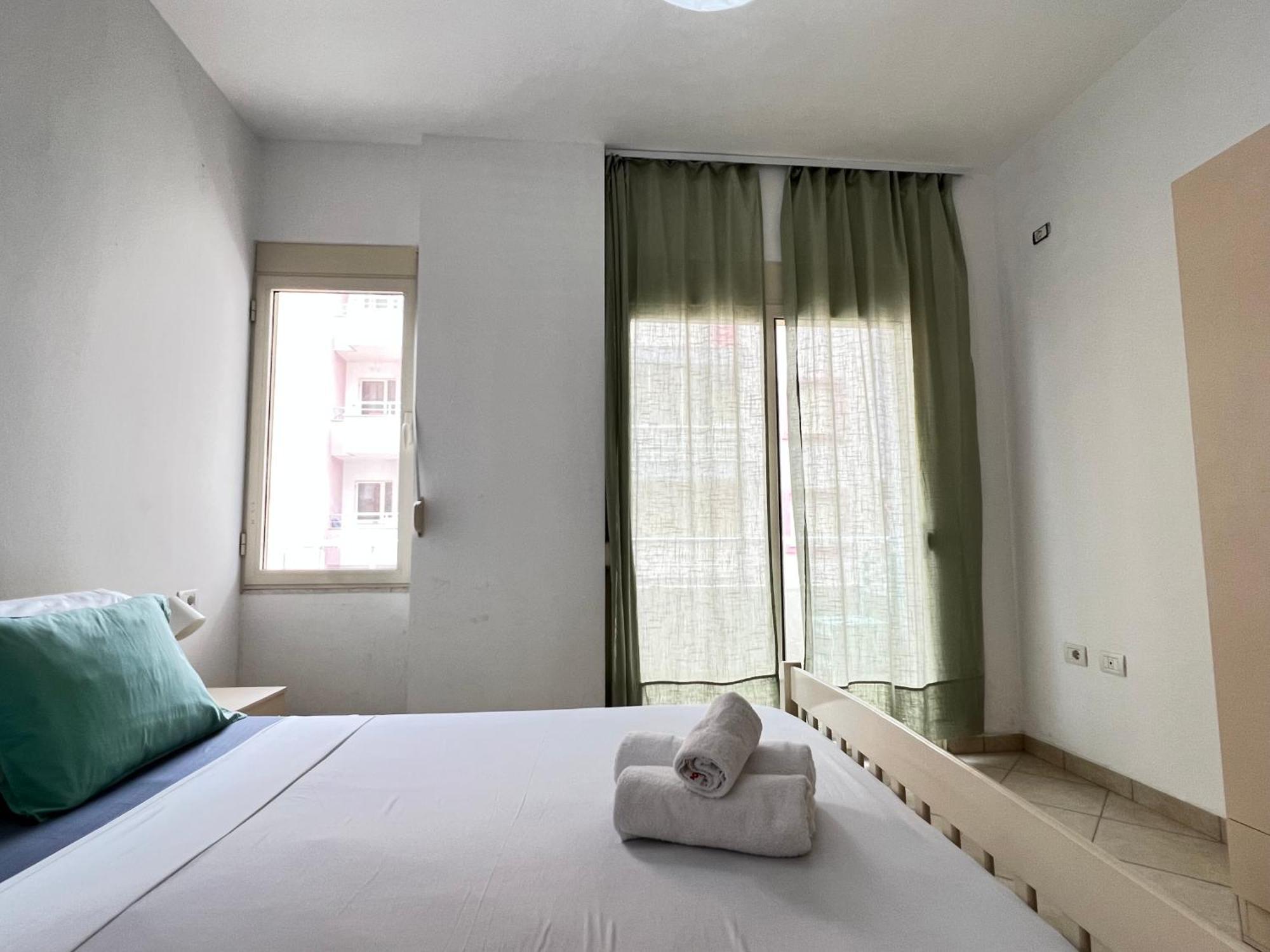 Lunasol Seaside Apartments Дуррес Экстерьер фото