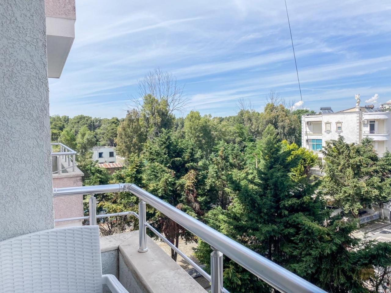 Lunasol Seaside Apartments Дуррес Экстерьер фото